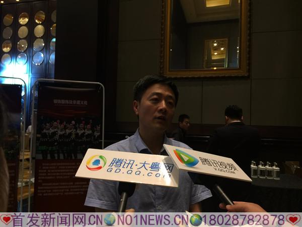 6月29日,贵州雷山旅游、招商、茶叶推介会在深圳大中华喜来登酒店召开。参加会议的十几家媒体和客商连番“烤问”县长。2.JPG